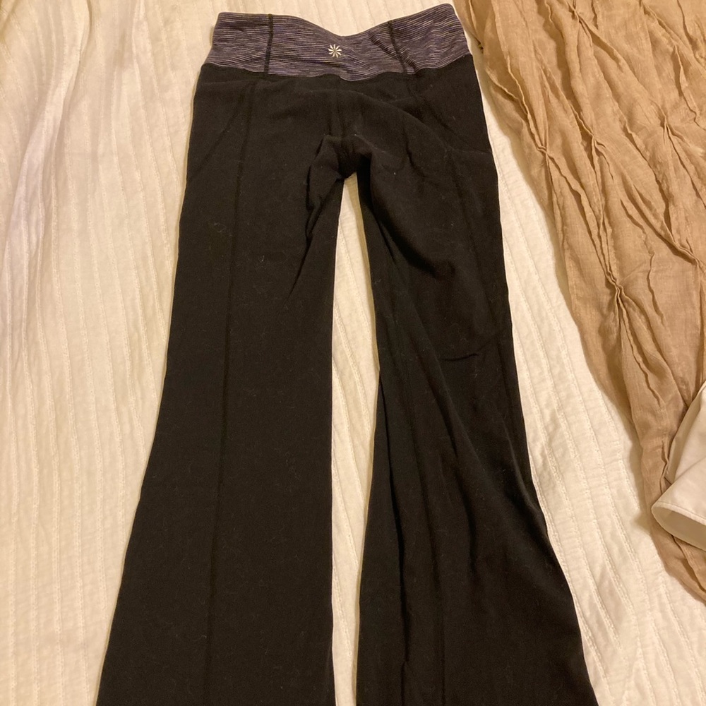 Athleta yoga pants
